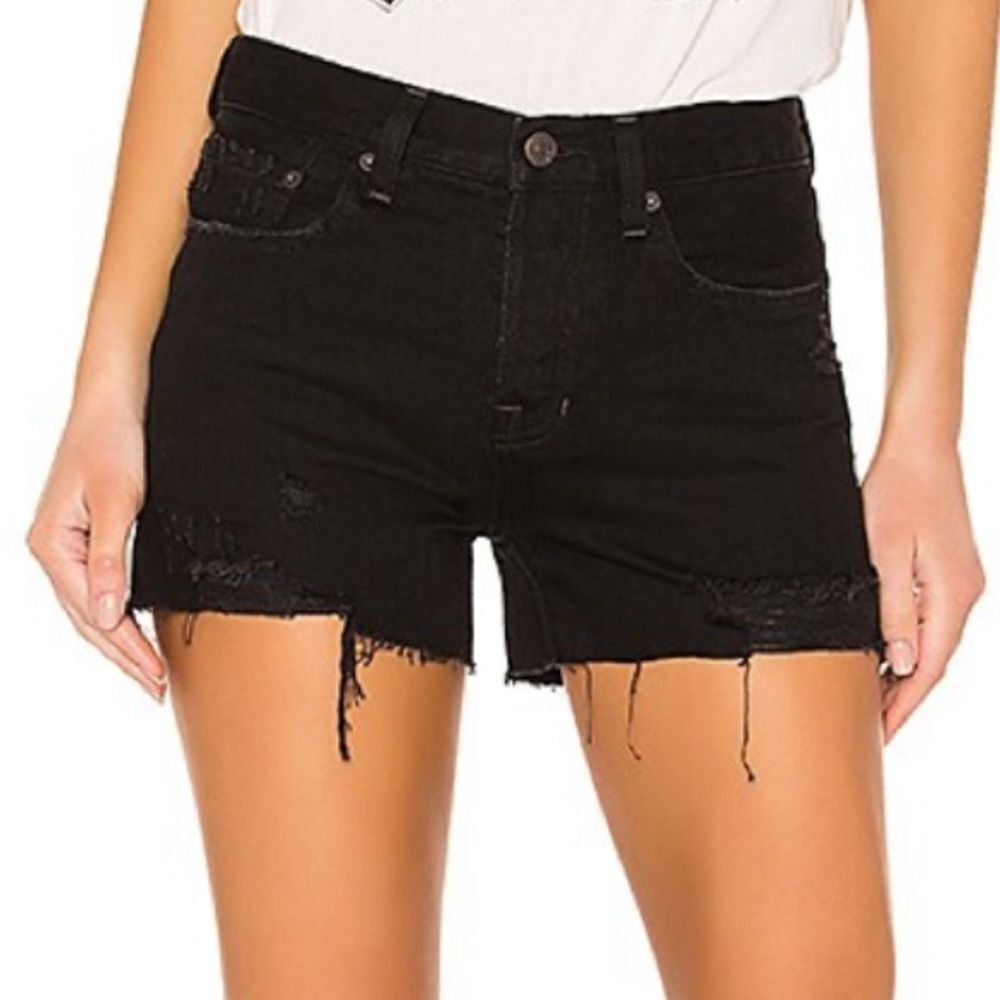 Free people Sofia black distressed denim shorts women’s size 31‎